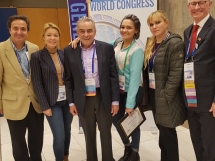 ISHRS 25th World Congress, Prague. Dr Marija Balković sa čuvenim dr Williamom Rassmanom iz USA, dr Russell Kundsenom iz Australije, dr Meia iz Kolumije i dragim koleginicama Charlot Meia iz New Yorka i dr Juliom Nikonova iz San Diega.